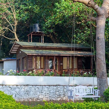Saffronstays Little Paradise, Murud Exterior photo