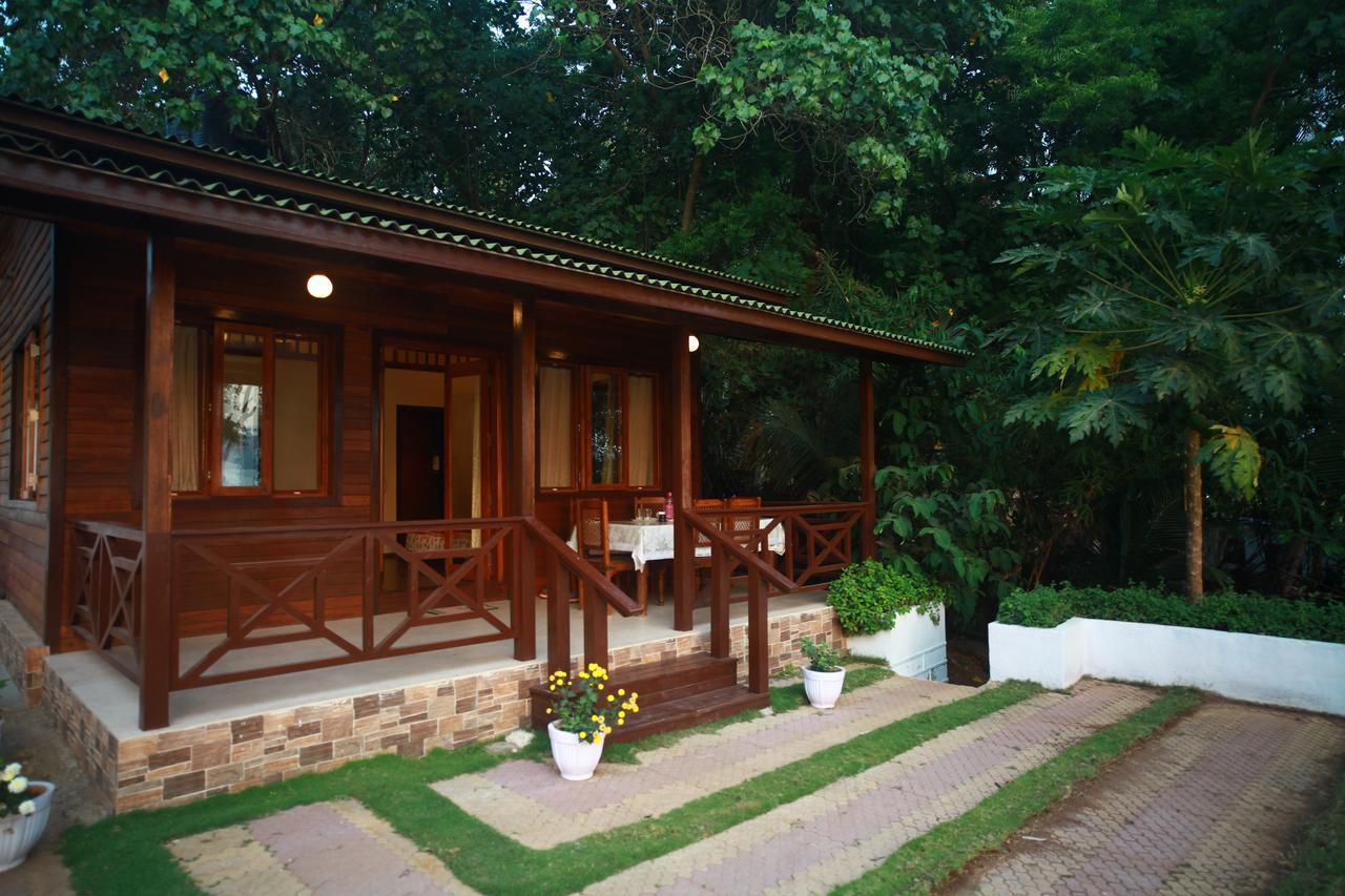 Saffronstays Little Paradise, Murud Exterior photo