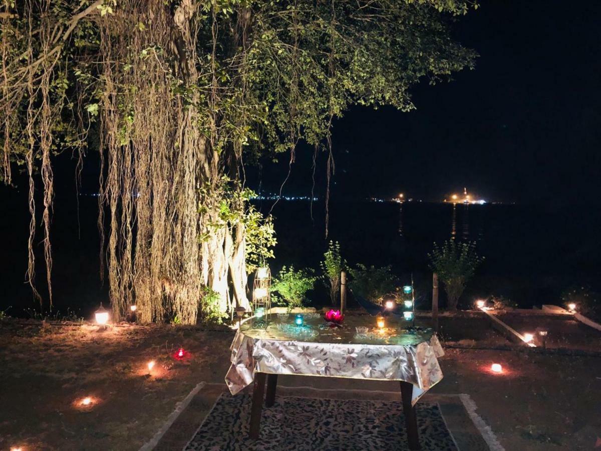 Saffronstays Little Paradise, Murud Exterior photo