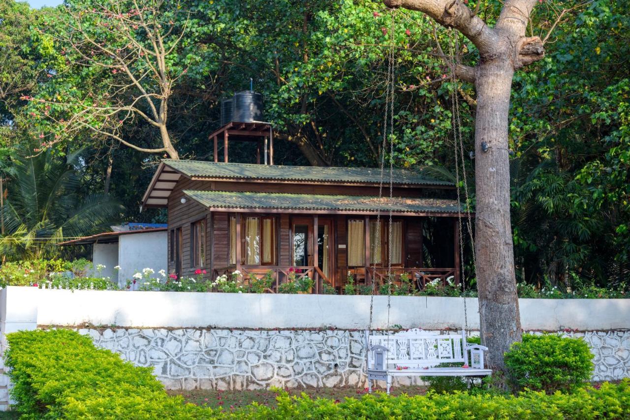 Saffronstays Little Paradise, Murud Exterior photo